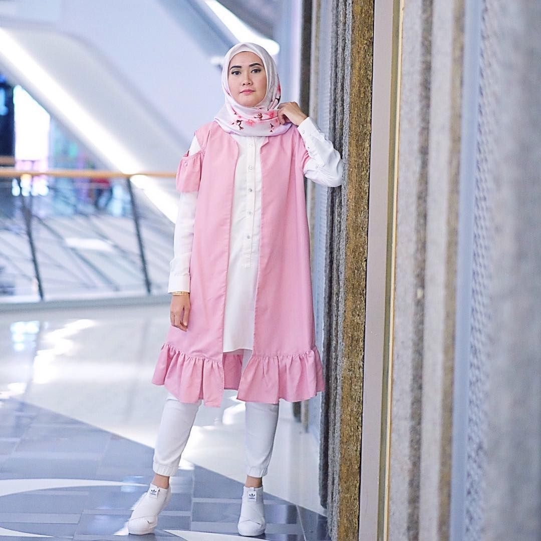 baju setelan celana hijab dengan warna yang manis