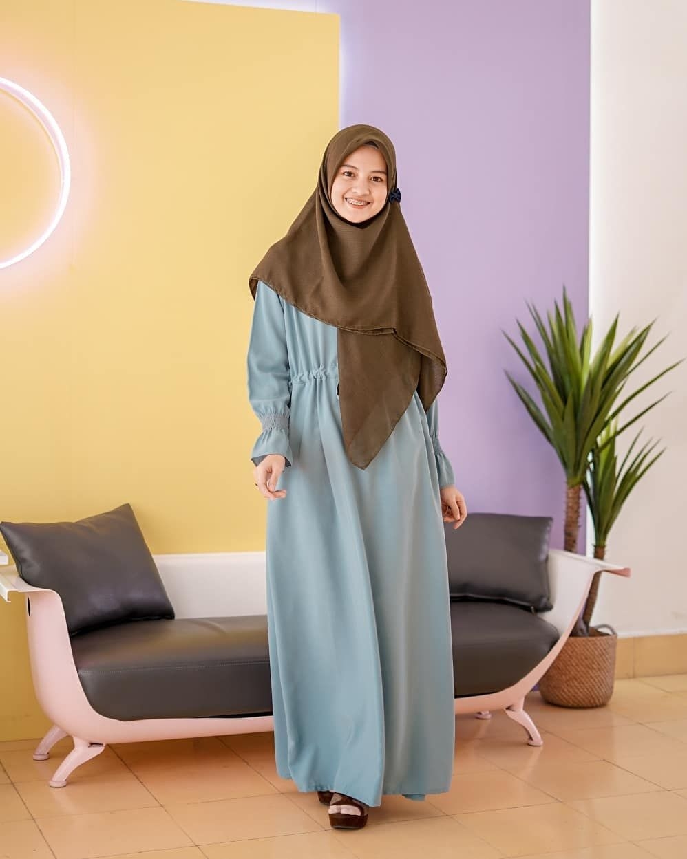 Style baju hijab simple dengan dress