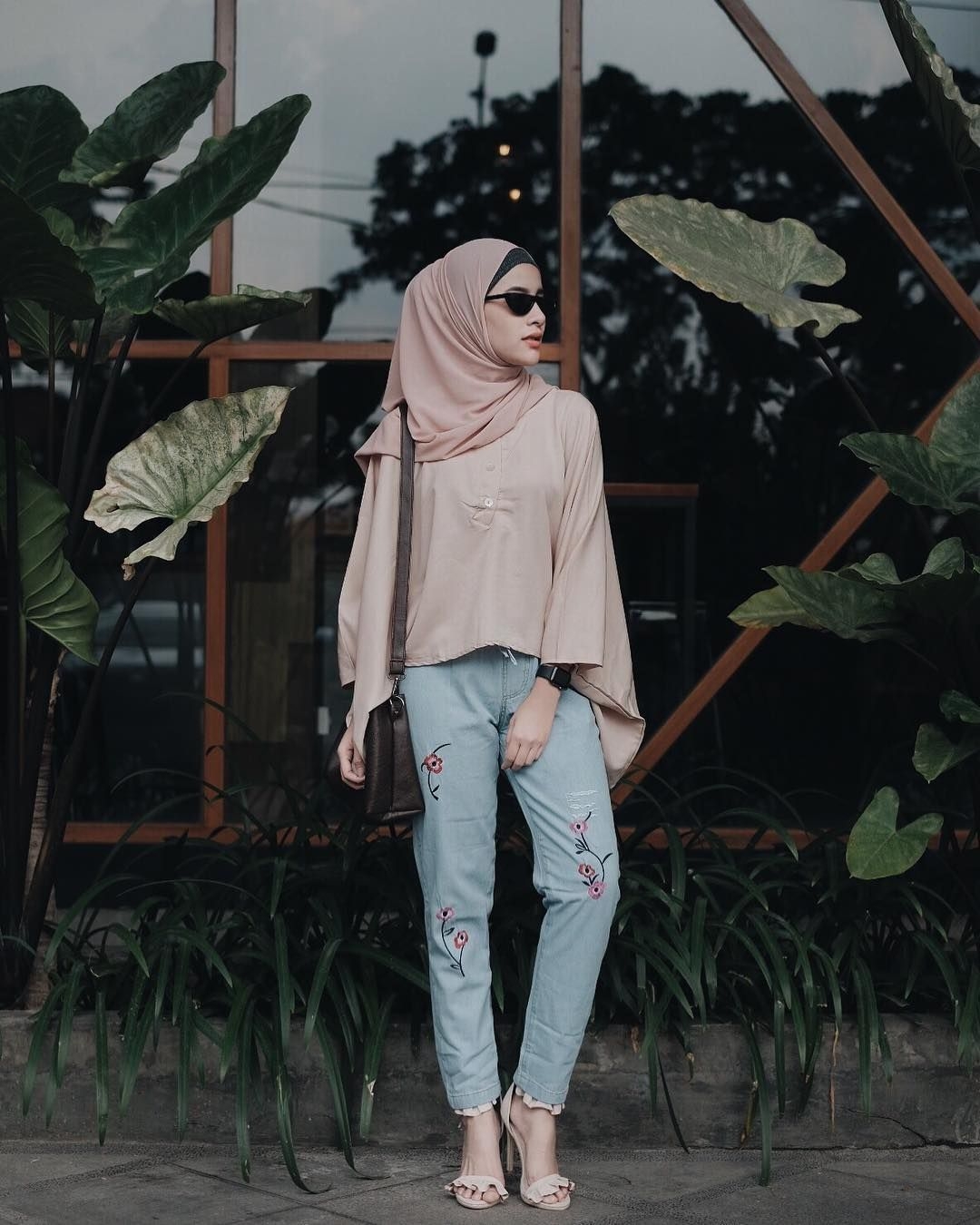 Style baju hijab simple nan santai