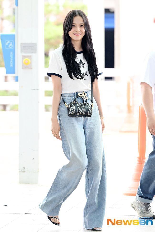 ꒰ 240623 ꒱ JISOO at ICN Airport Departure to Paris