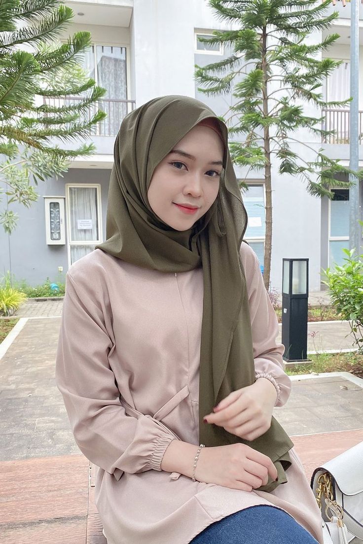 OOTD Hijab Pashmina Ceruty Tali