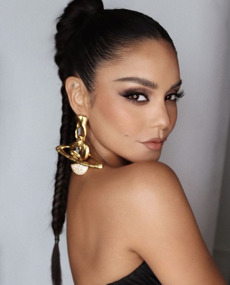 Vanessa Hudgens